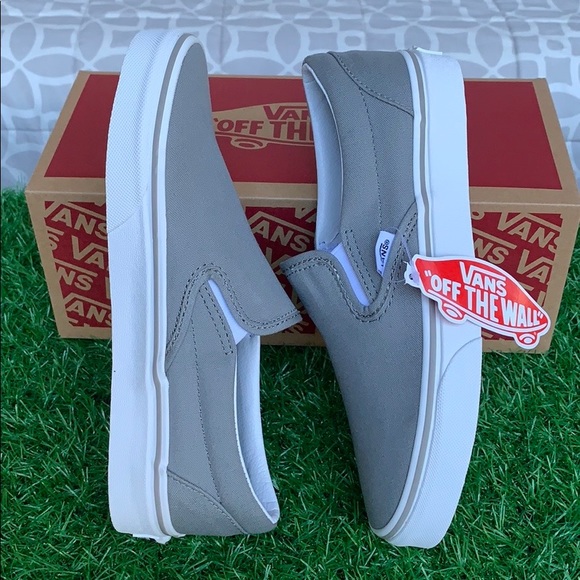 VANS CLASSIC SLIP-ON WILD DOVE/TRUE WHITE WMNS - Picture 8 of 16